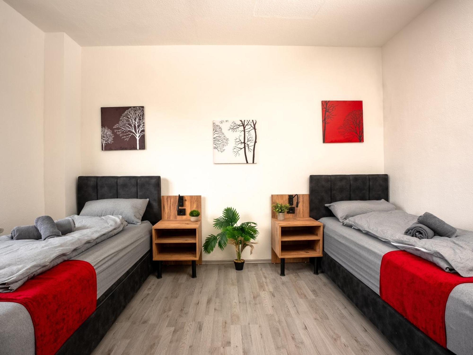 Serviceroom24 - Apartment 4 In Herten Wlan - Smart-Tv - 24-7 Check-In Und Kueche Zewnętrze zdjęcie