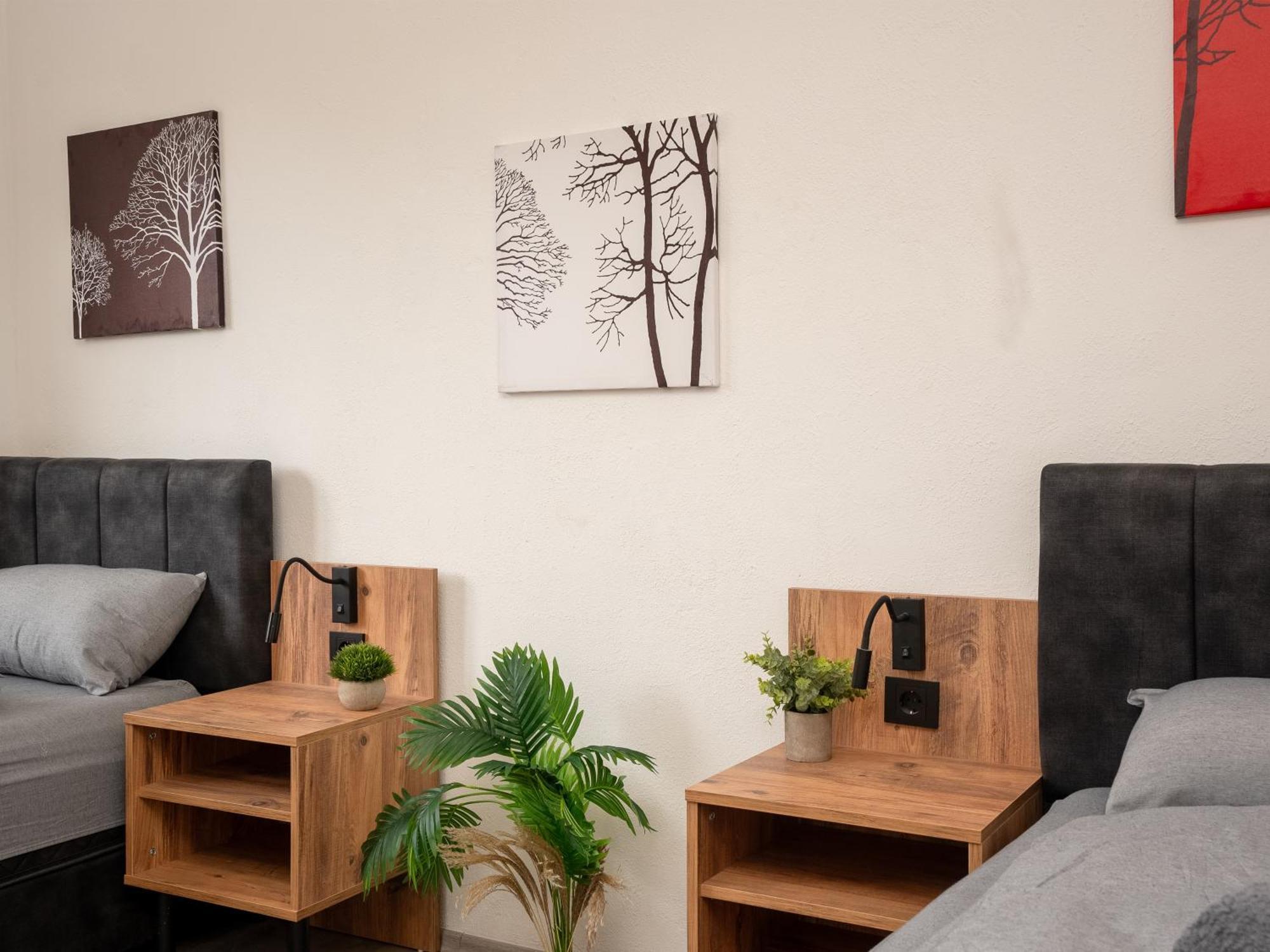 Serviceroom24 - Apartment 4 In Herten Wlan - Smart-Tv - 24-7 Check-In Und Kueche Zewnętrze zdjęcie